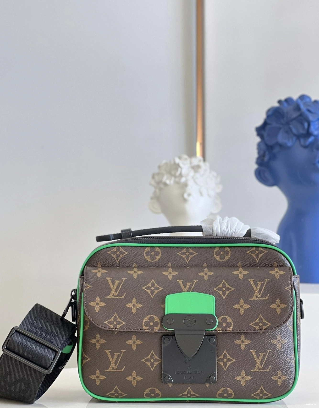 WIS MESSENGER VUITTON LOUIS LOCK S 0817